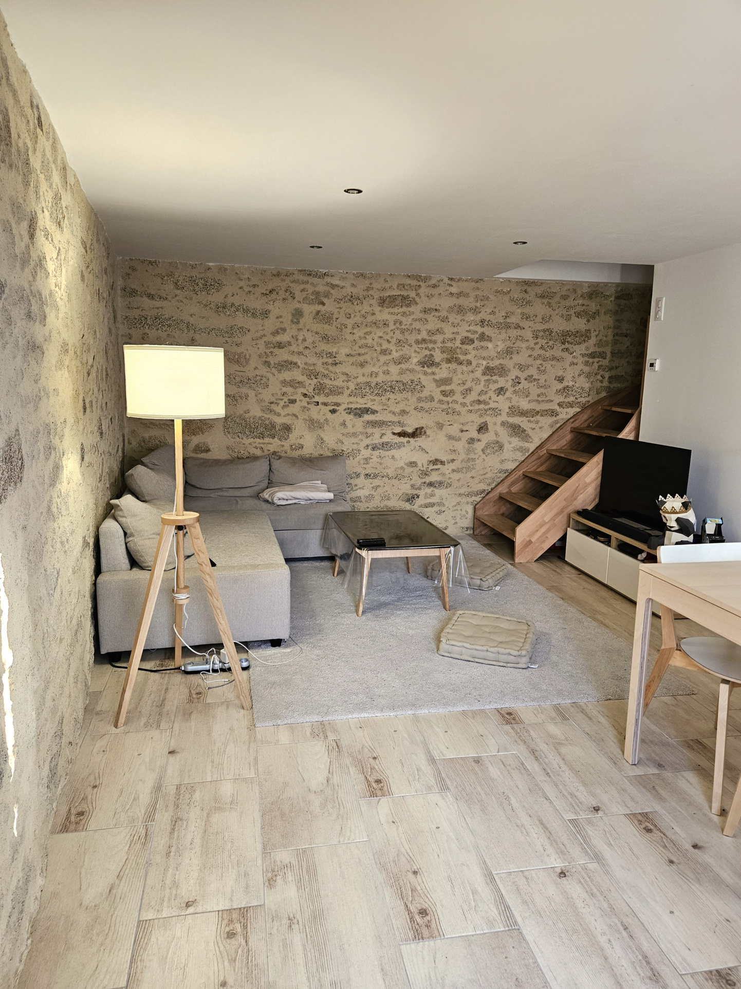 Maison en plein centre de la Verrie