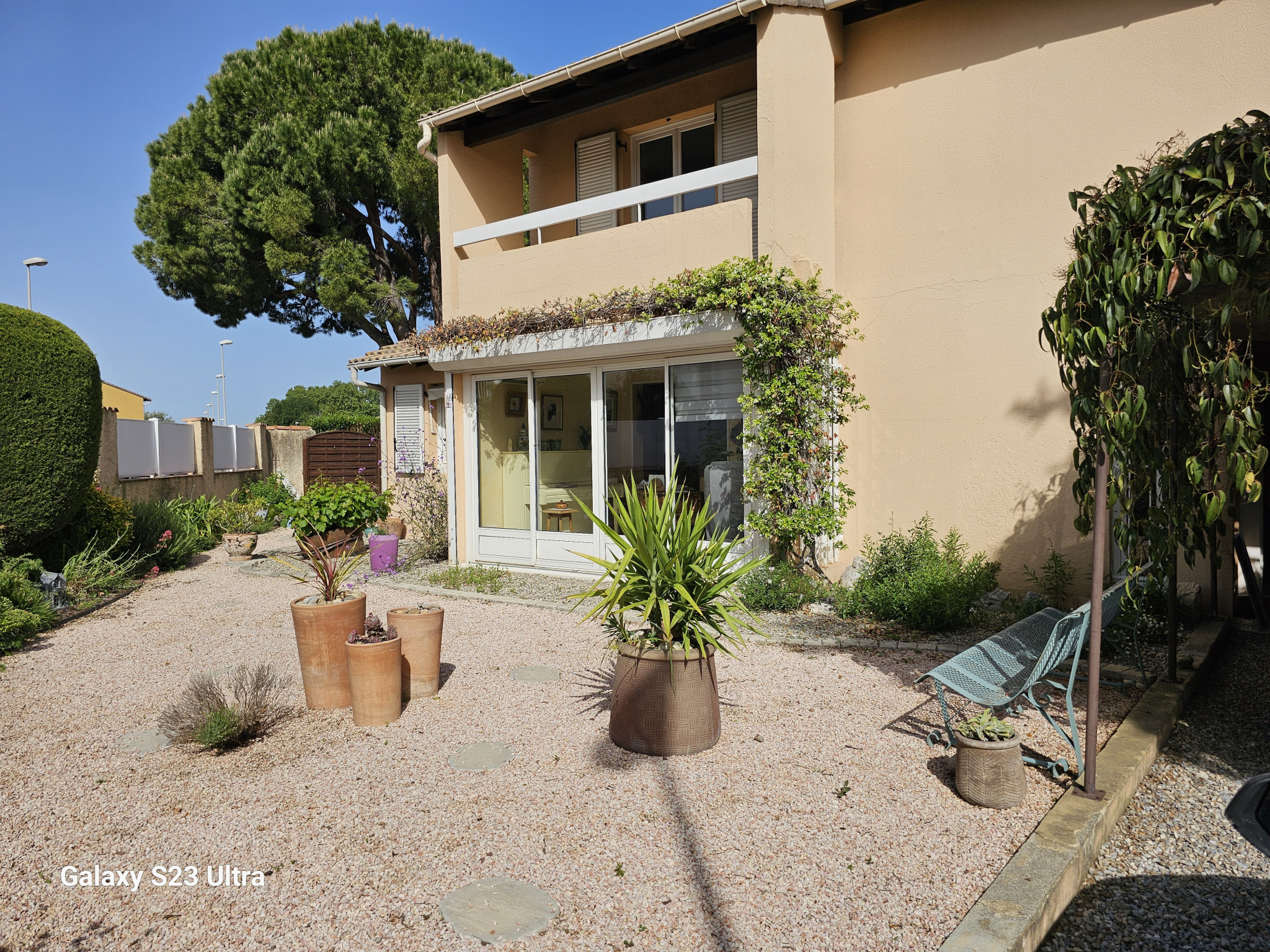 Maison avec jardin et piscine