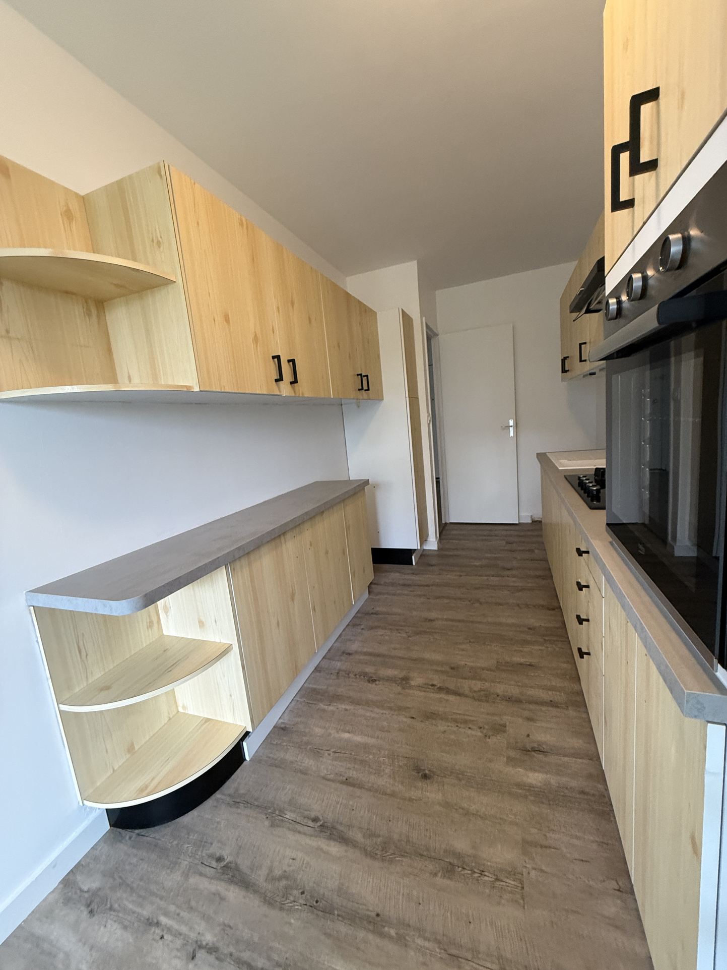 Appartement T4 rénové de 77 m2   Quartier Lorraine   Cholet