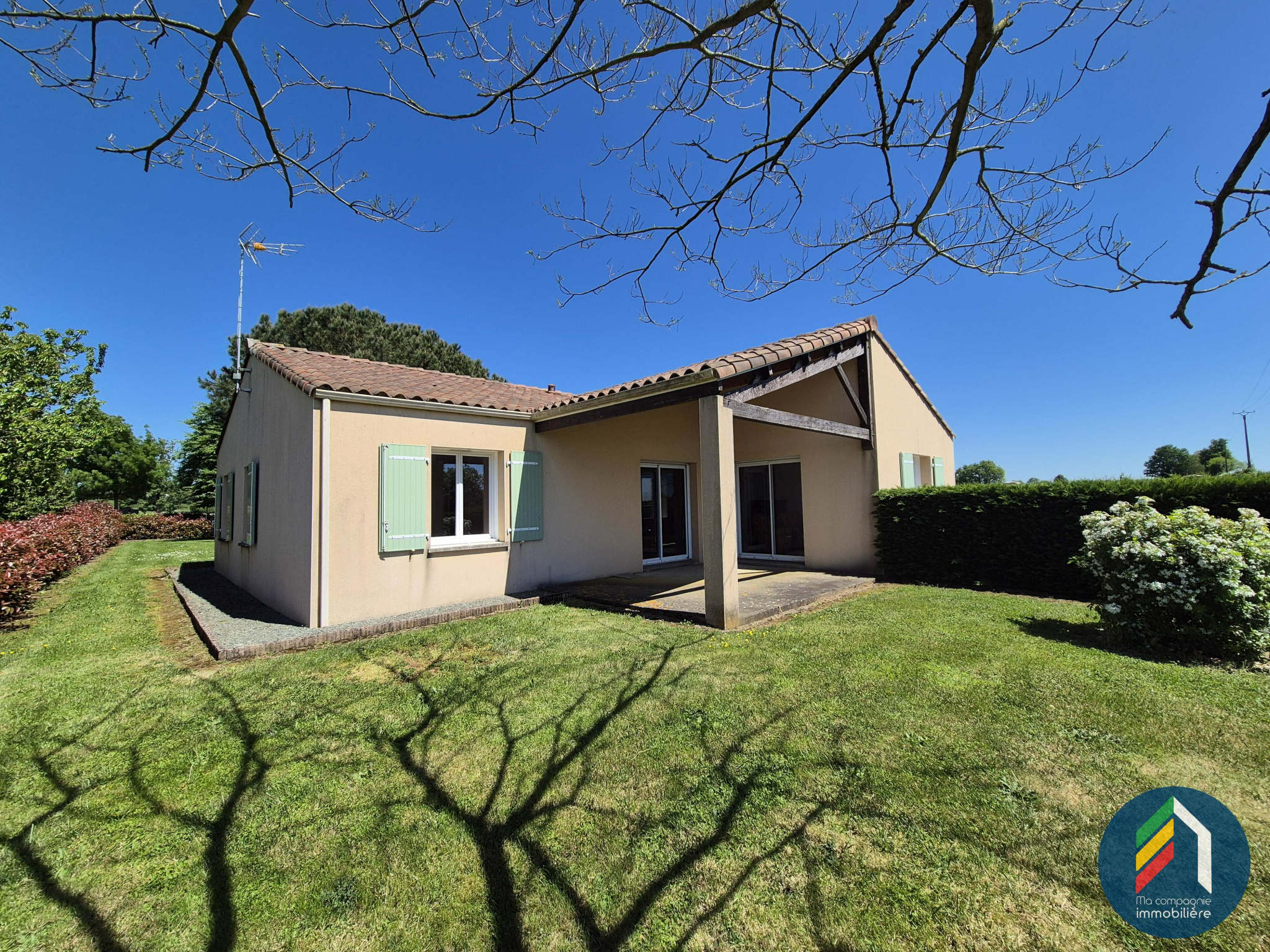 Jolie maison de plain-pied - La Meilleraie-Tillay