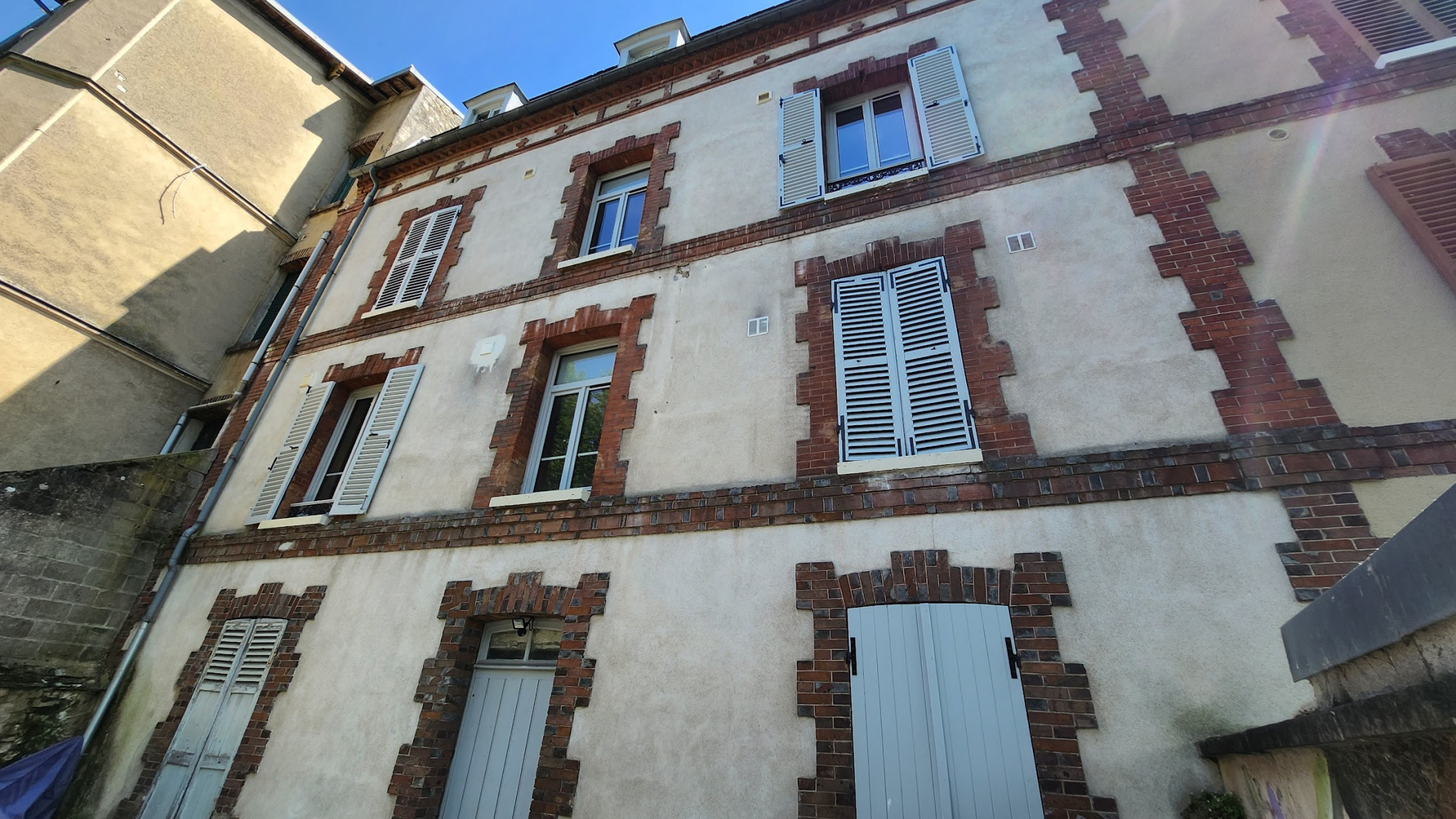 NEMOURS