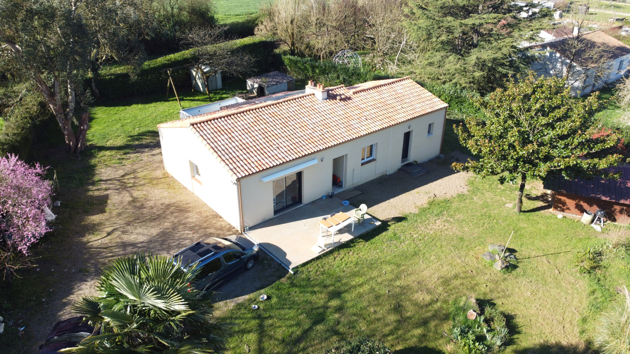 Maison rénovée + studio indépendant