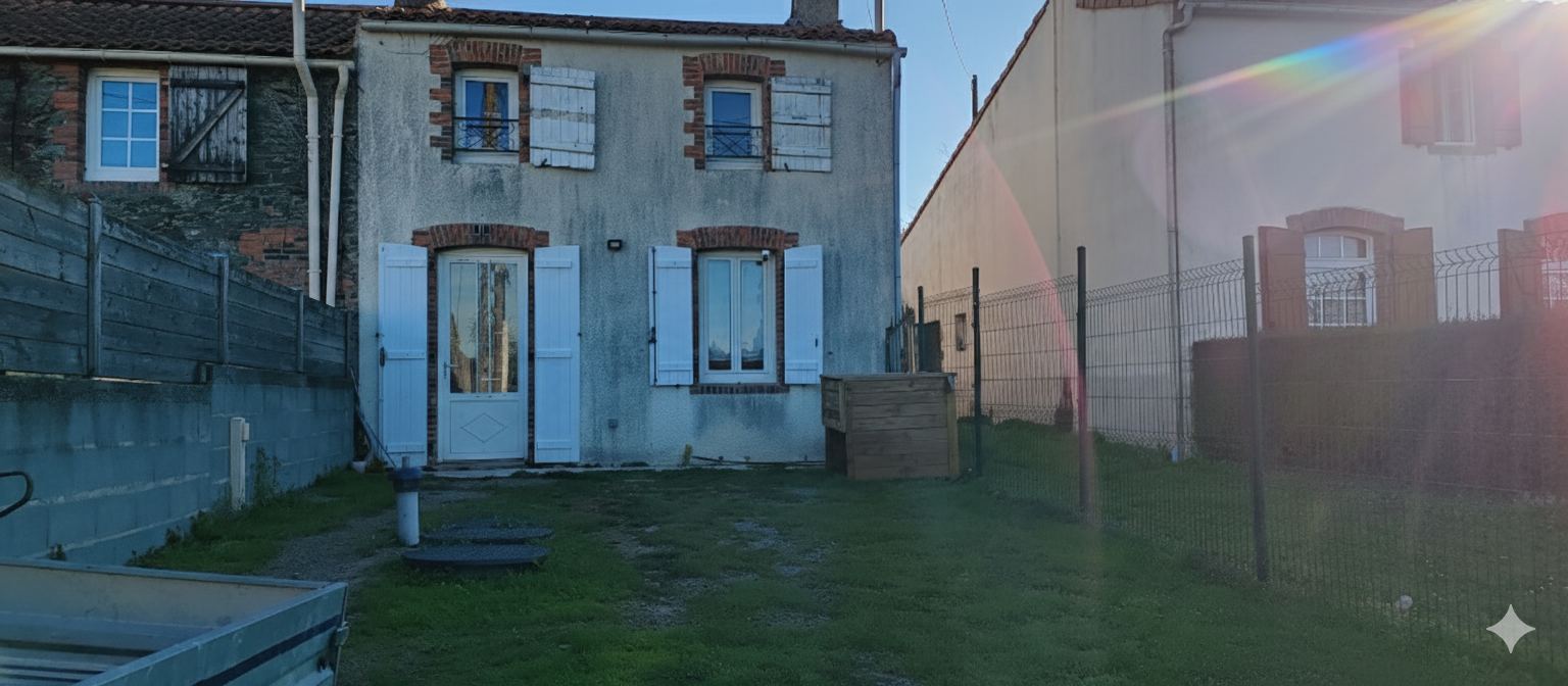 Charmante maison rénovée avec poêle à bois, cour et terrasse