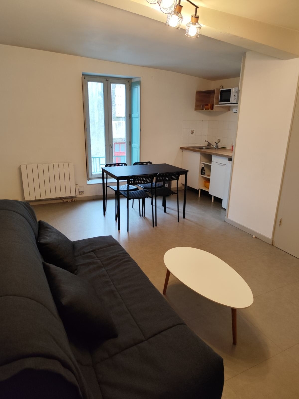 Studio meublé de 21m2 en centre ville des Herbiers