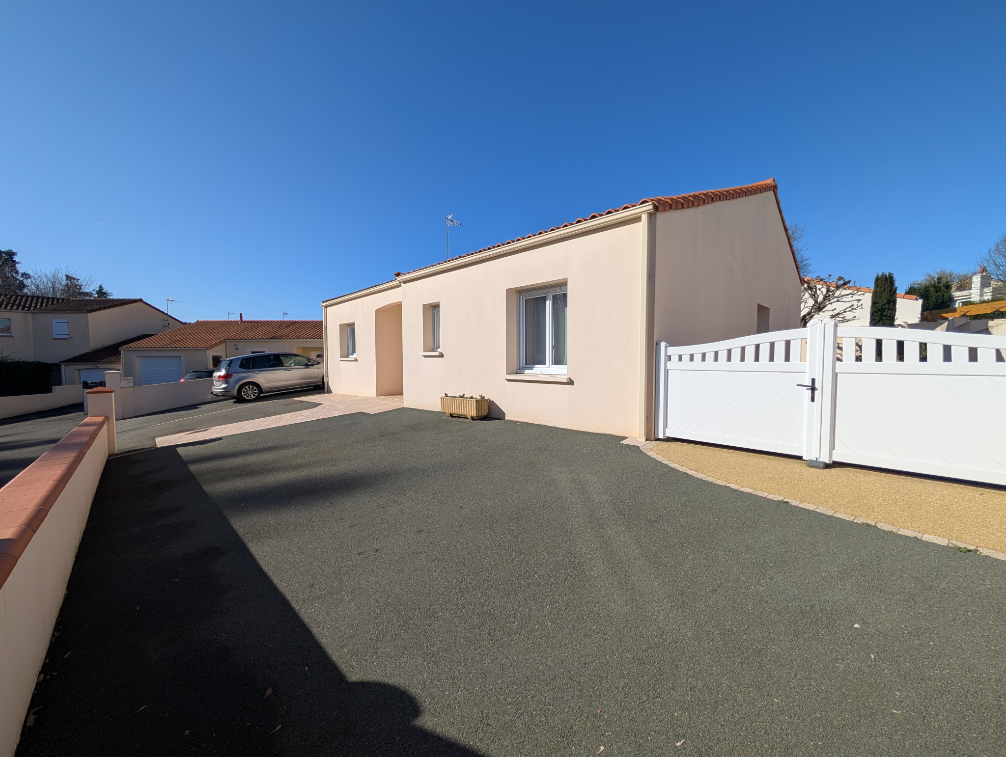 Plain pied, 3 chambres idéalement situé aux Herbiers