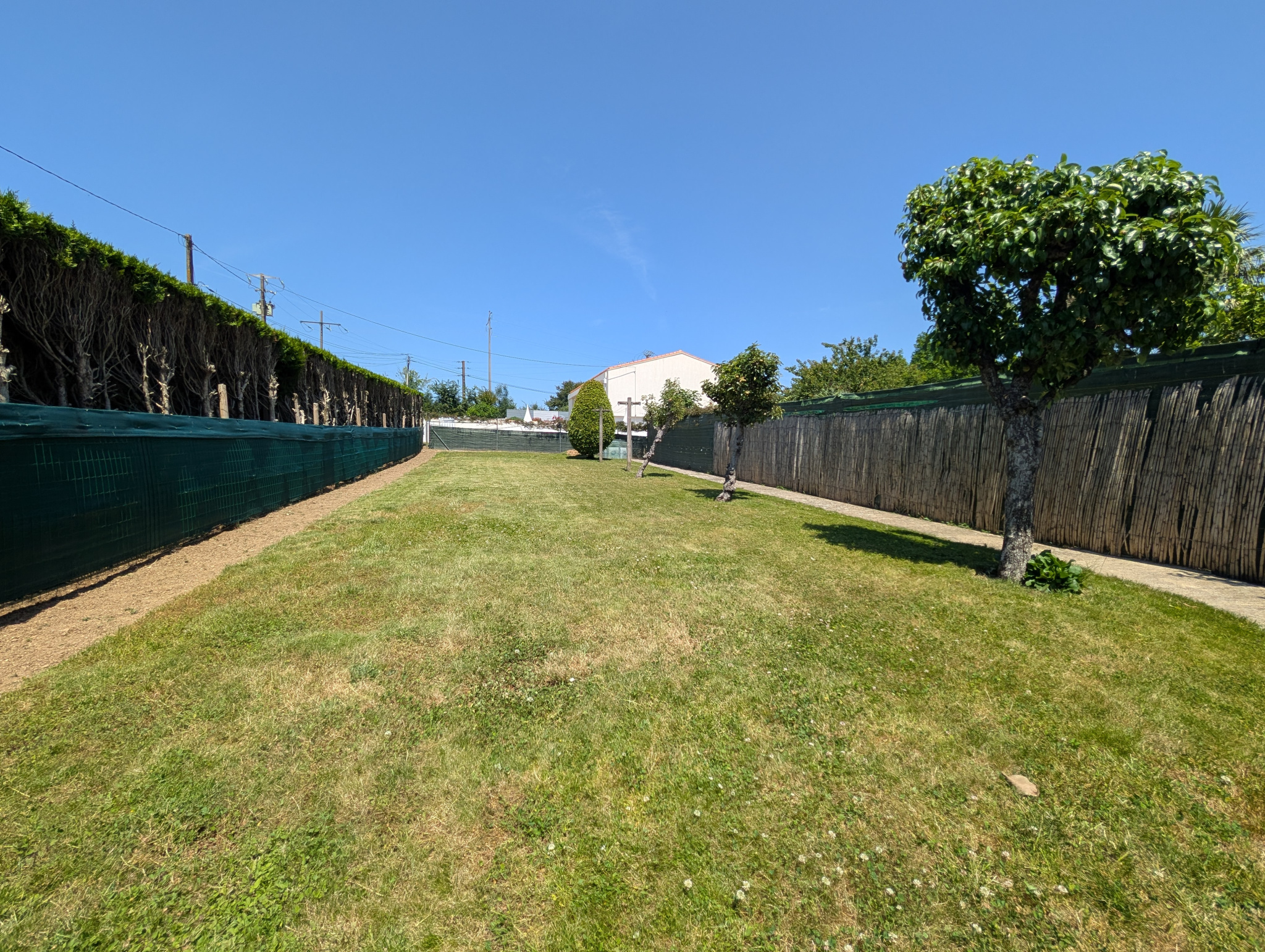 Maison de village, à 2 minutes seulement du centre-ville