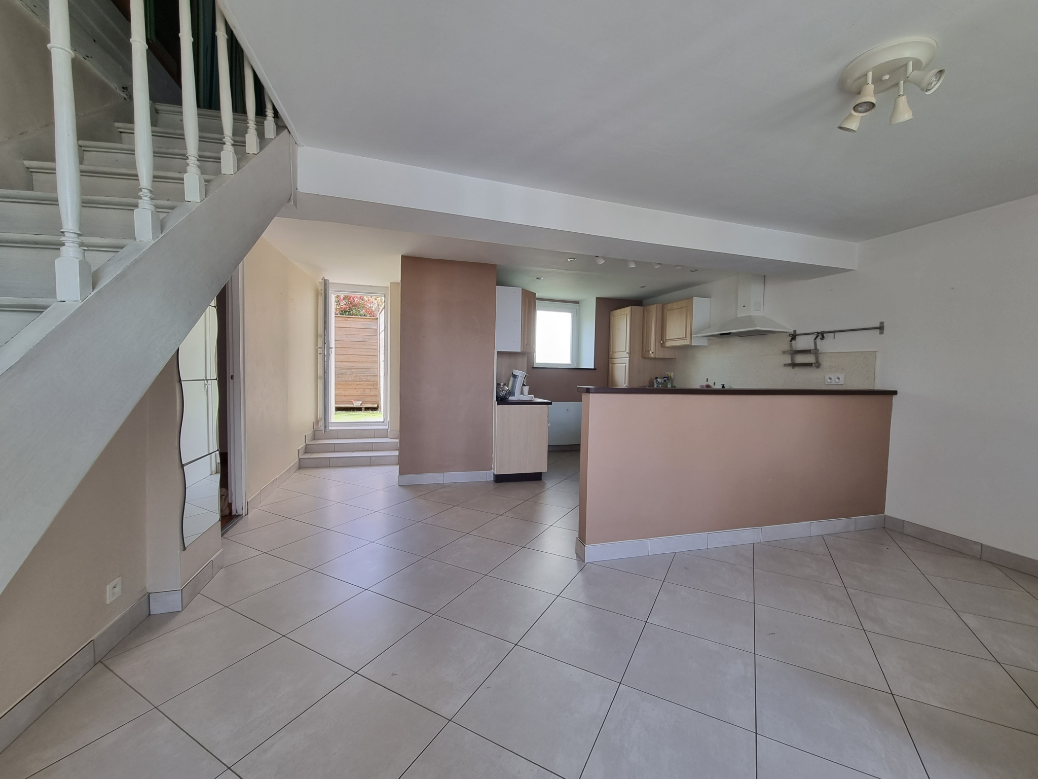Maison 2 chambres, bourg de Mouchamps