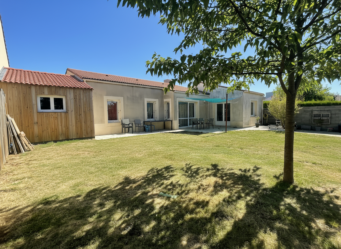 Maison de plain-pied à proximité des collèges et lycées aux