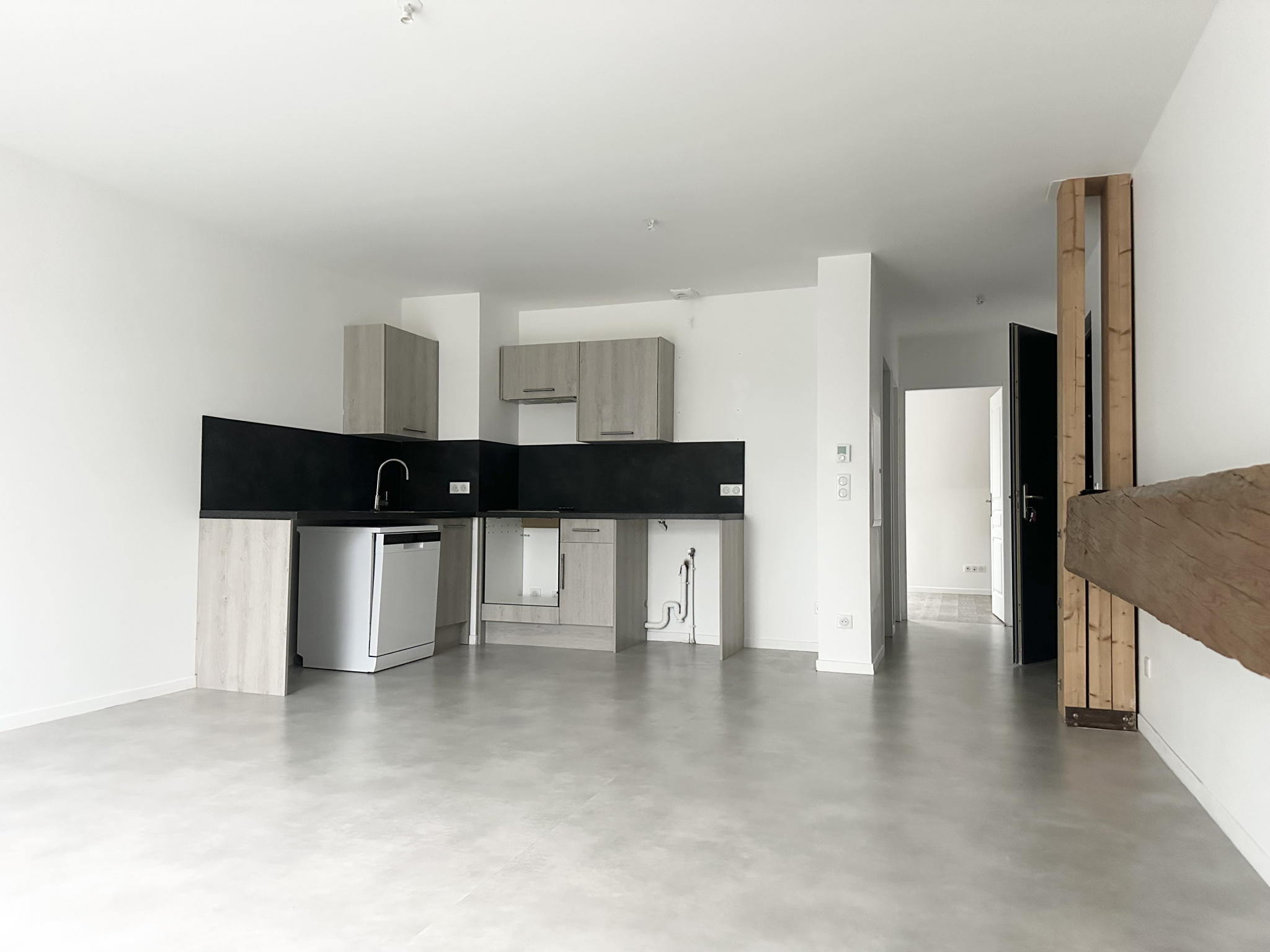 Appartement de type 3 rénové avec charme à FOUJU