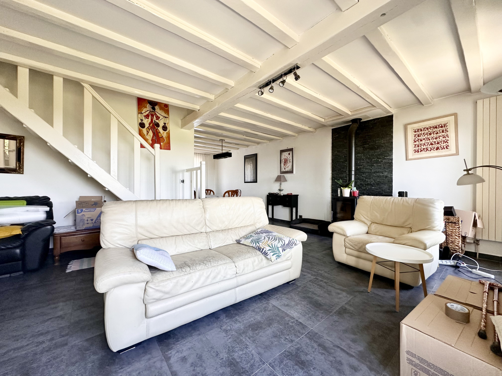 A vendre - Maison familiale avec studio indépendant à COMBS-