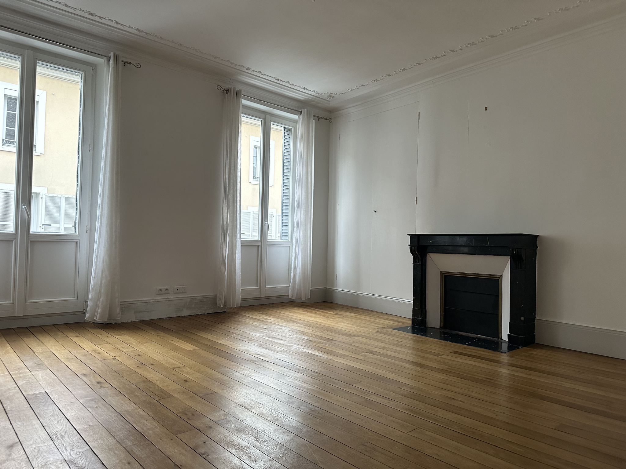 Appartement de prestige au coeur de FONTAINEBLEAU à la locat