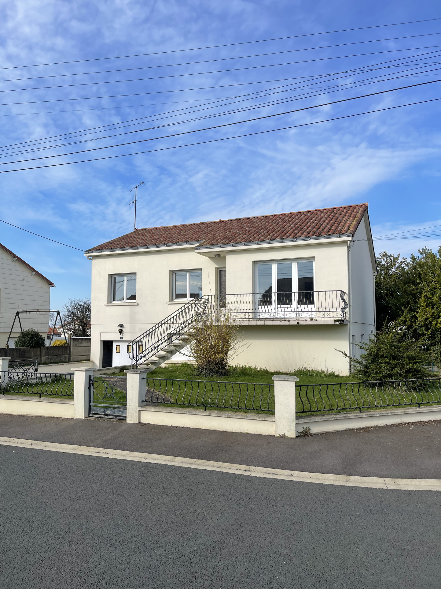 VENTE MAISON AVEC DEUX LOGEMENTS INDÉPENDANT LES HERBIERS 85