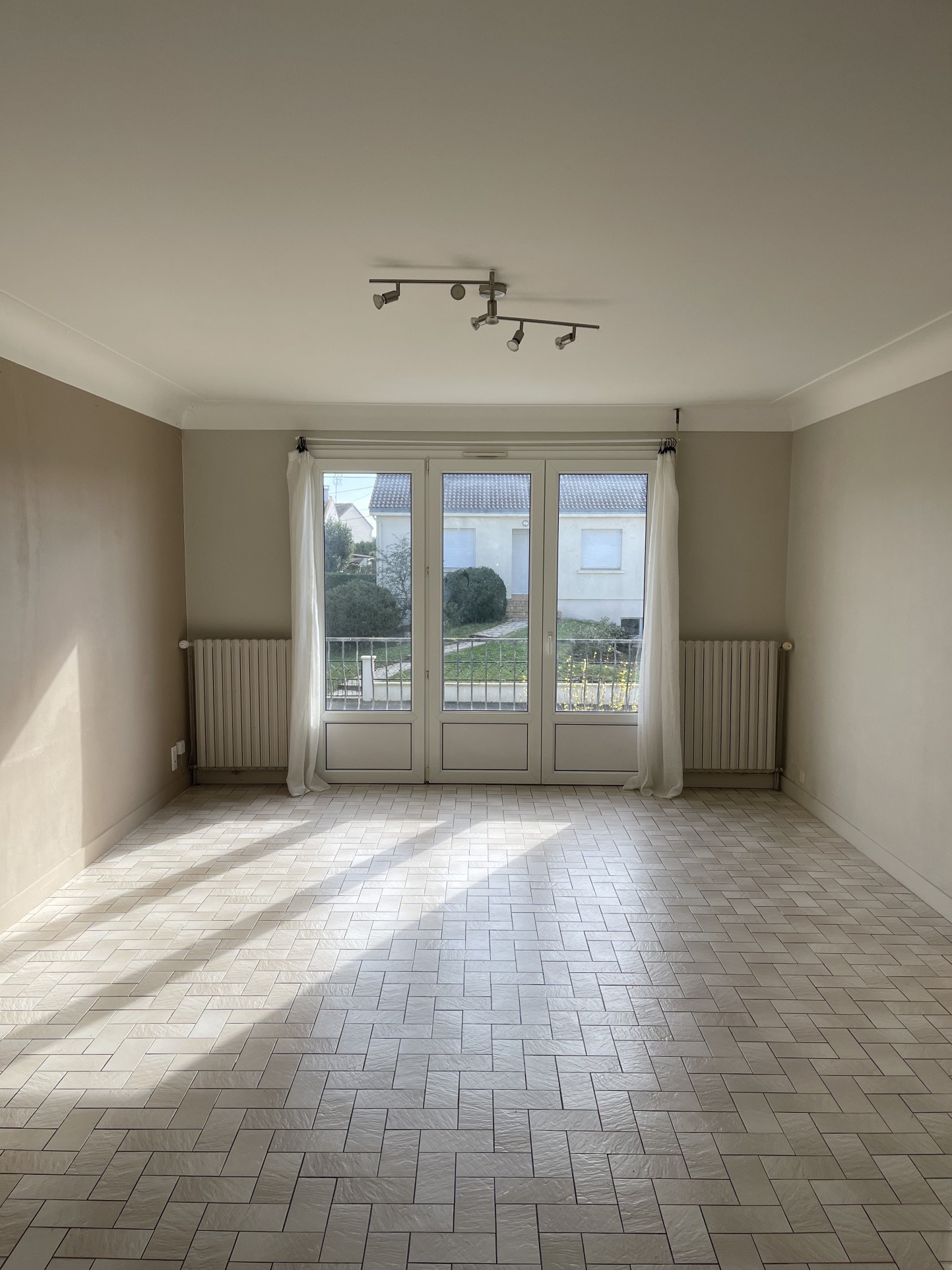 VENTE MAISON 4 CHAMBRES LES HERBIERS 85500