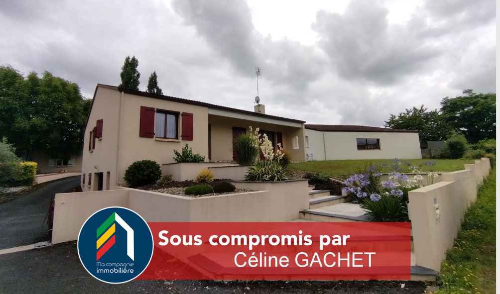 Maison avec piscine couverte