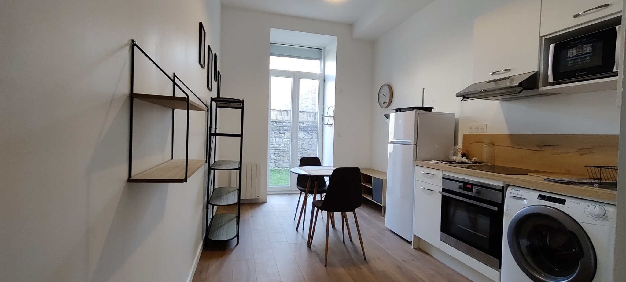 Saint Etienne Appartement meublé entièrement rénové en rez d