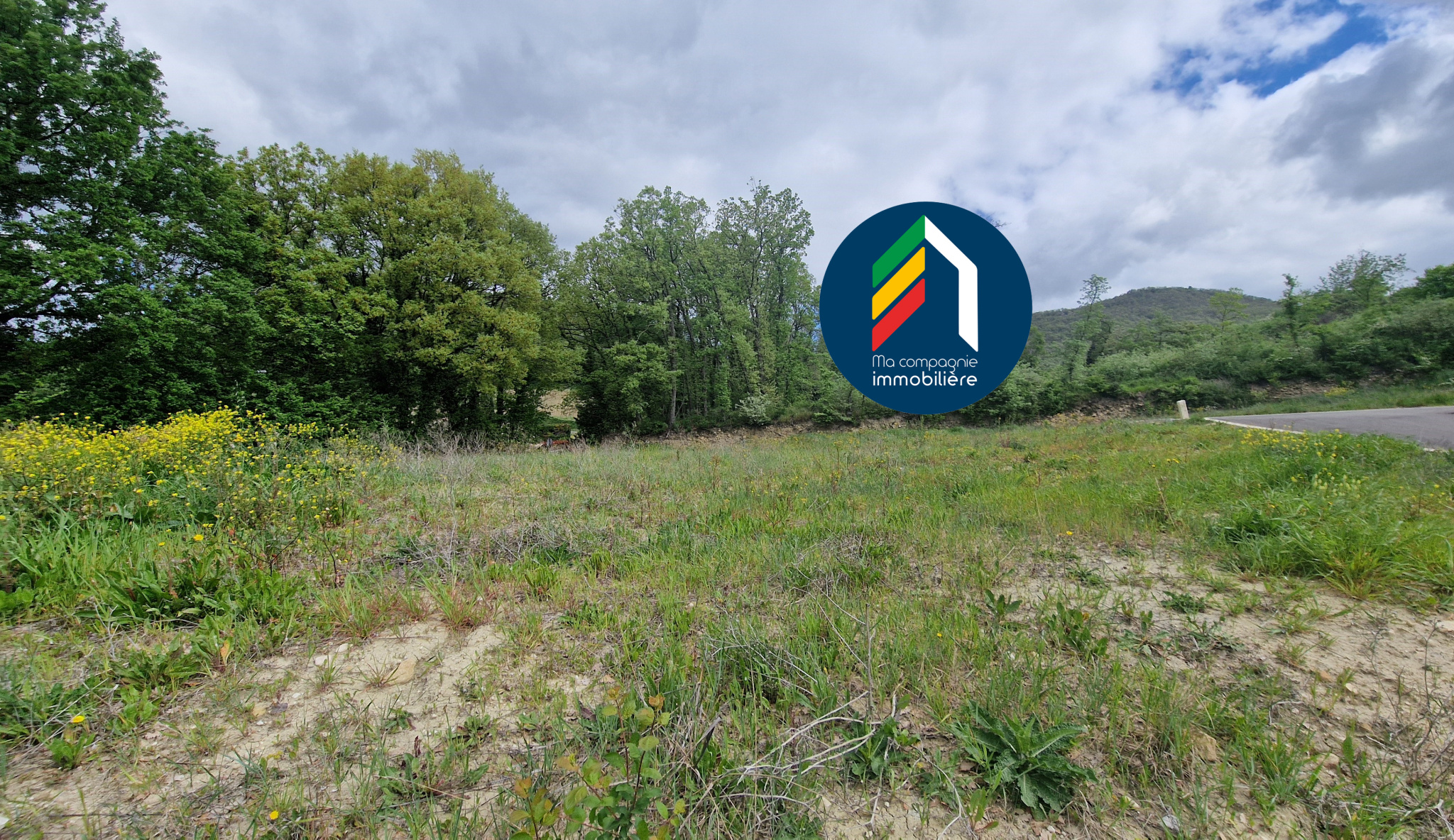 Terrain à bâtir 1 300m2