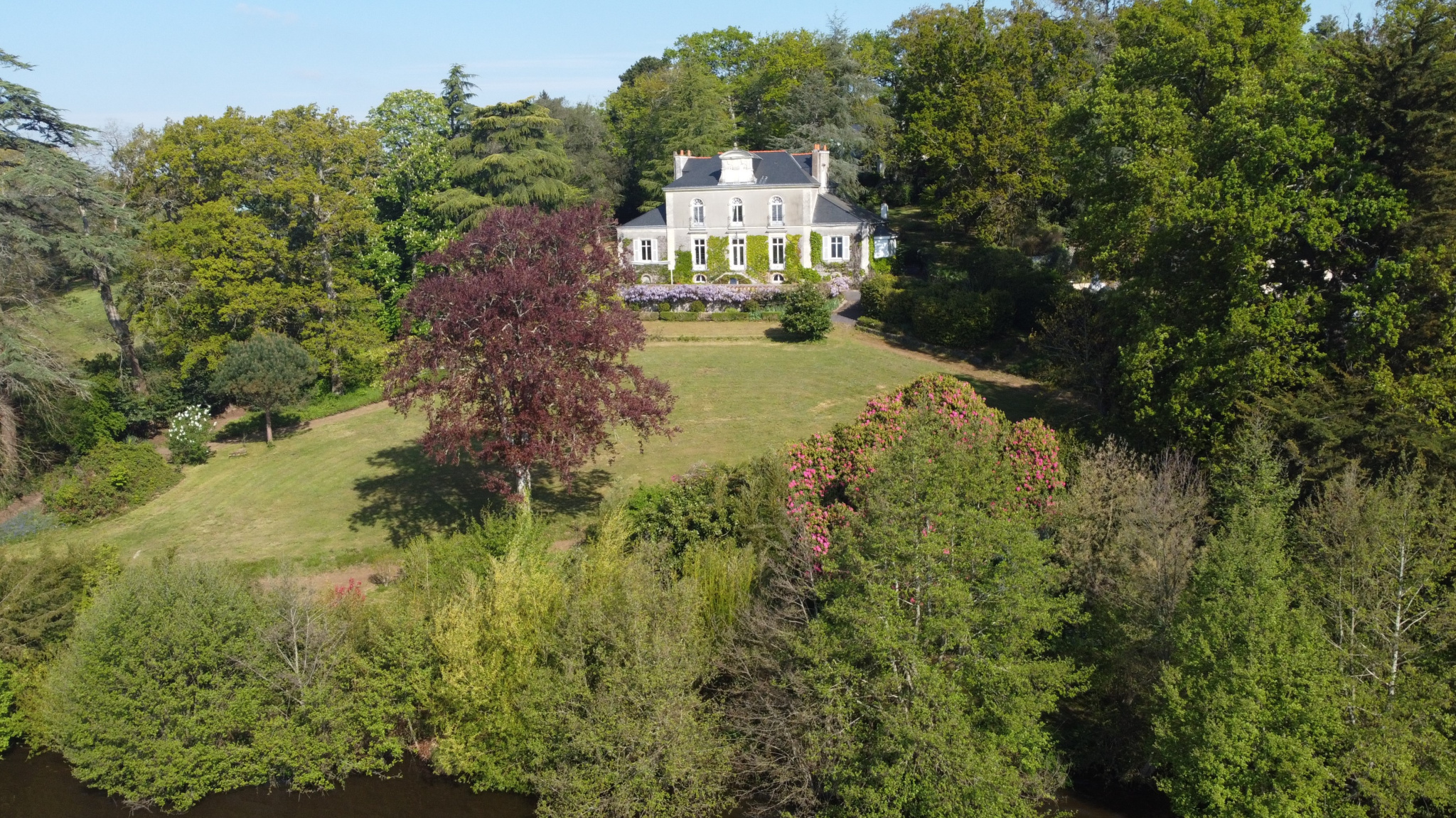 Propriété d'exception à 15 km du centre de Nantes