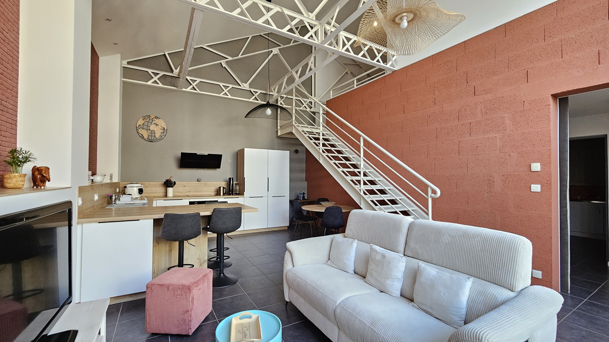 Maison esprit loft aux Herbiers à deux pas du coeur de ville