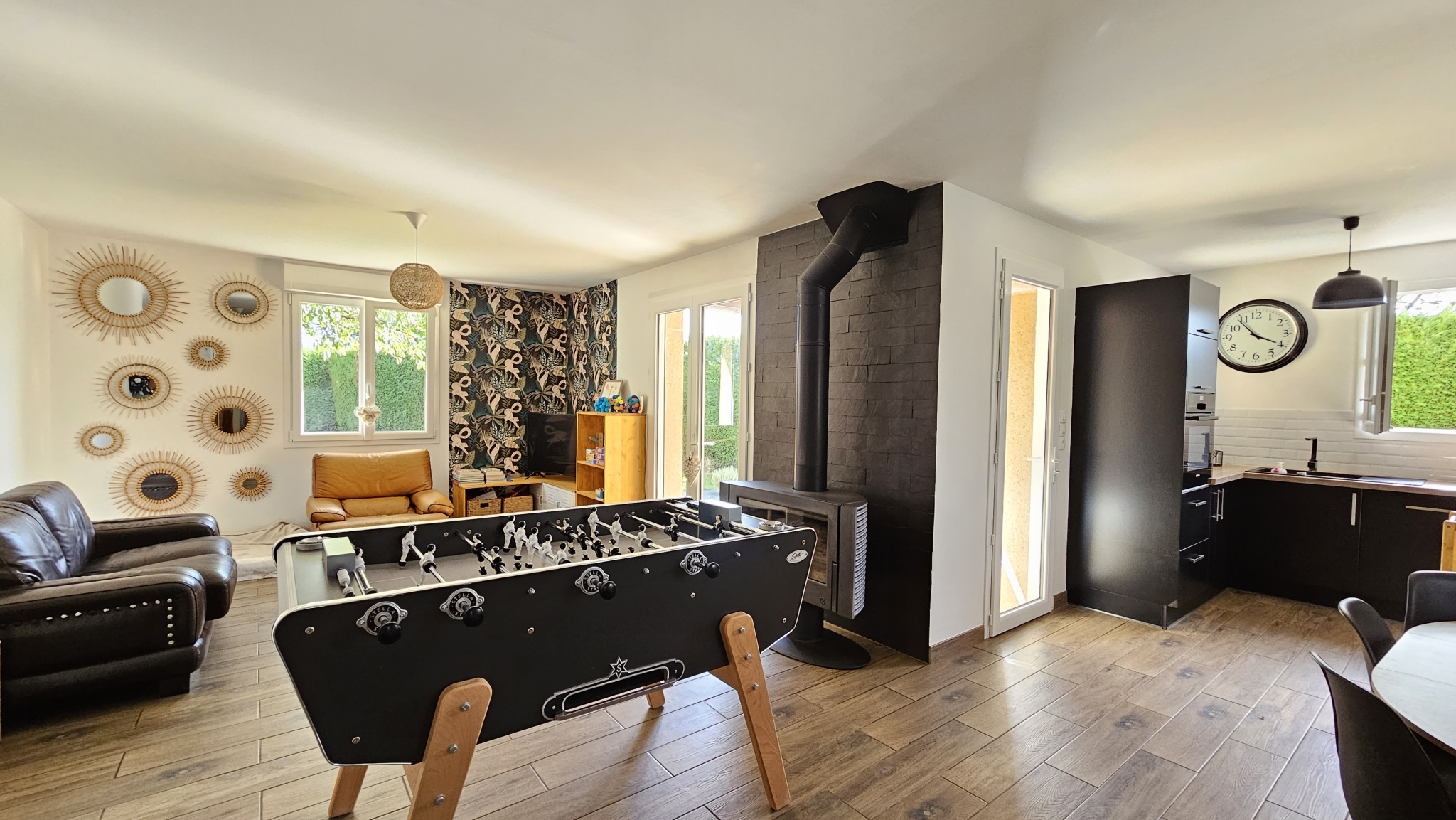 Maison familiale rénovée quartier résidentiel calme à Pouzau