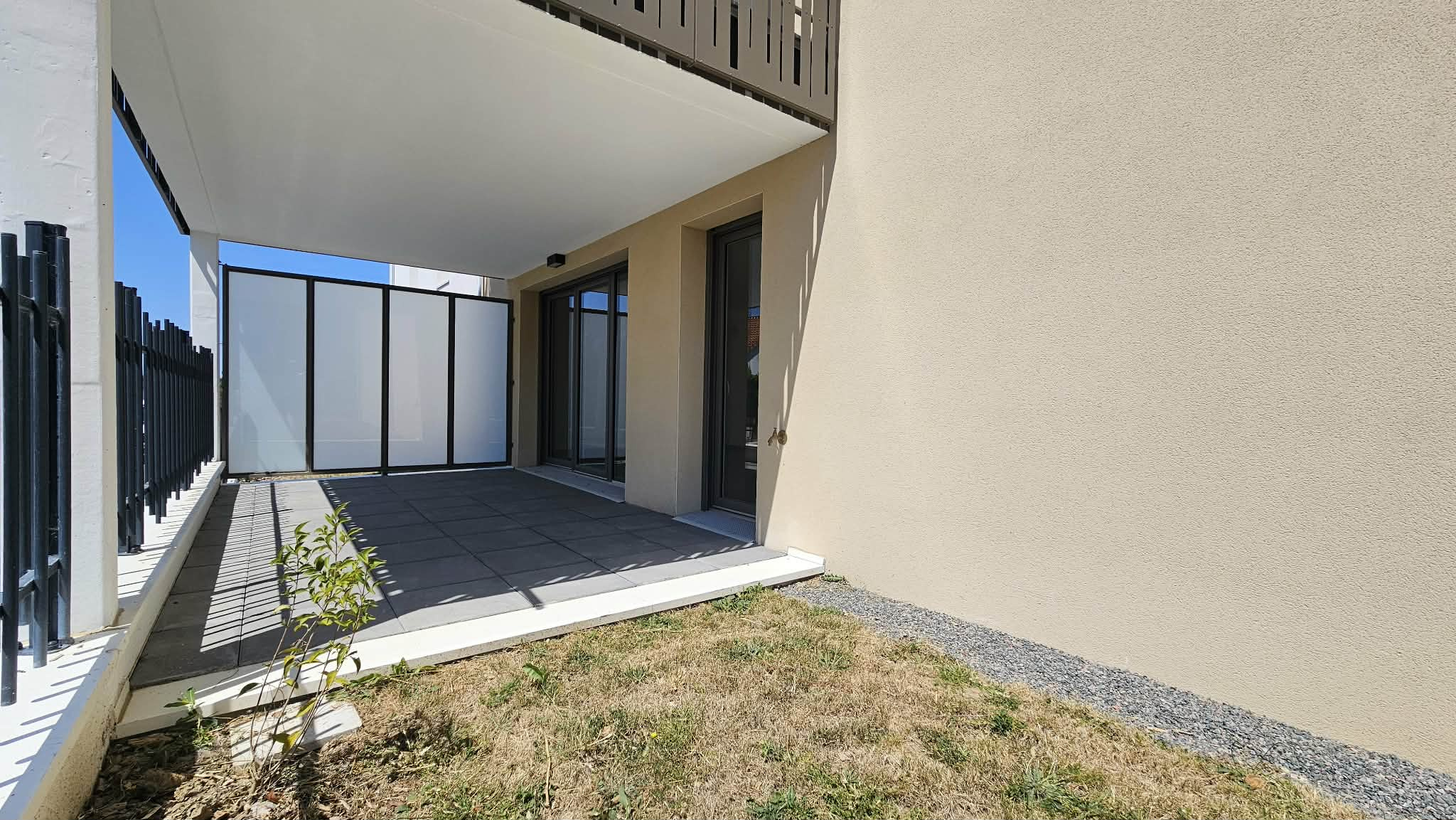 Appartement neuf 2 chambres avec jardinet en centre-ville